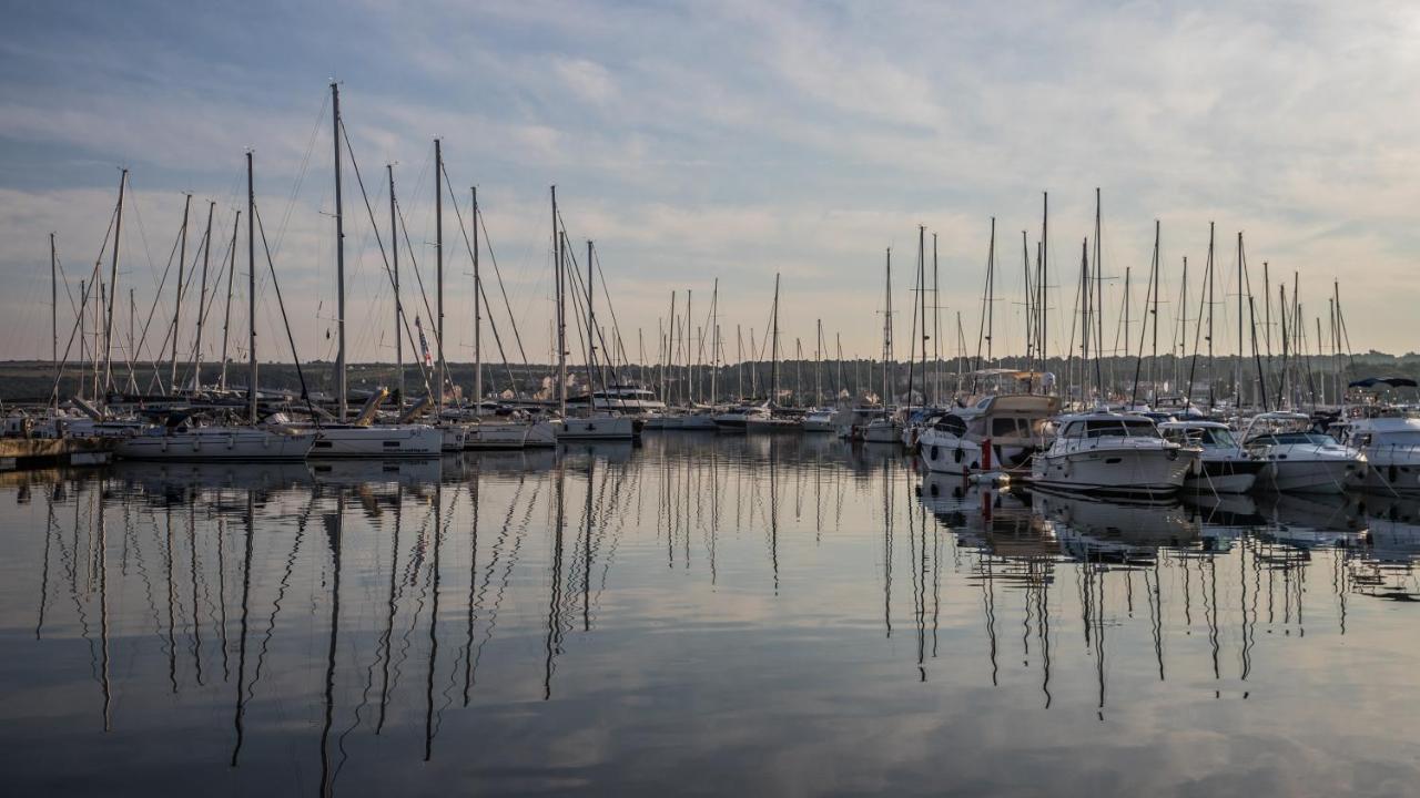 Apartmani Dina Biograd Na Moru Exterior foto