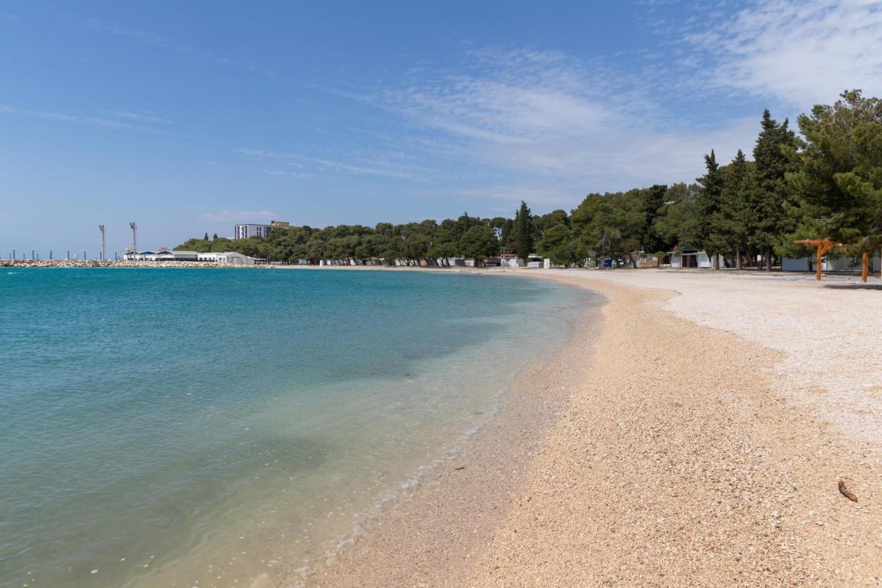 Apartmani Dina Biograd Na Moru Exterior foto