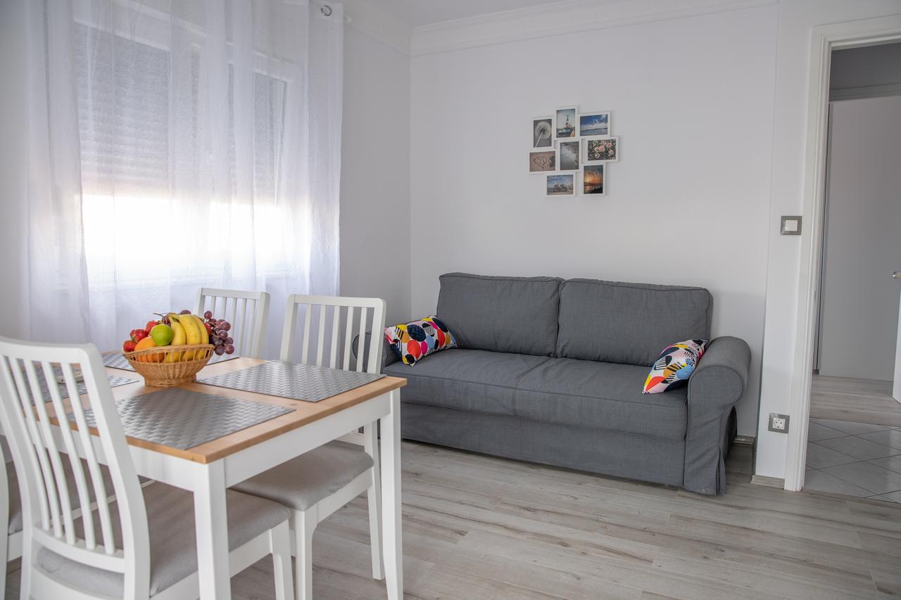 Apartmani Dina Biograd Na Moru Exterior foto